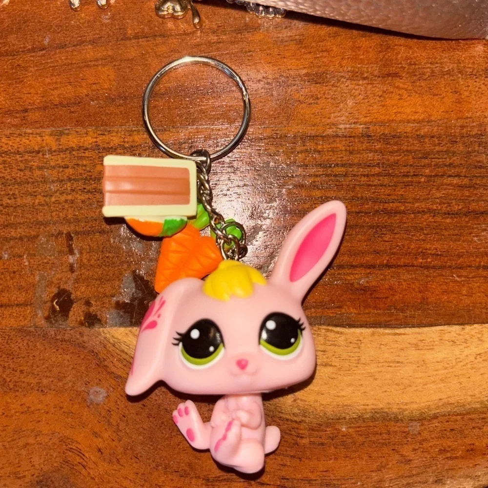 Littlest Pet Shop Bunny Keychain with Carrot & Cake Charms